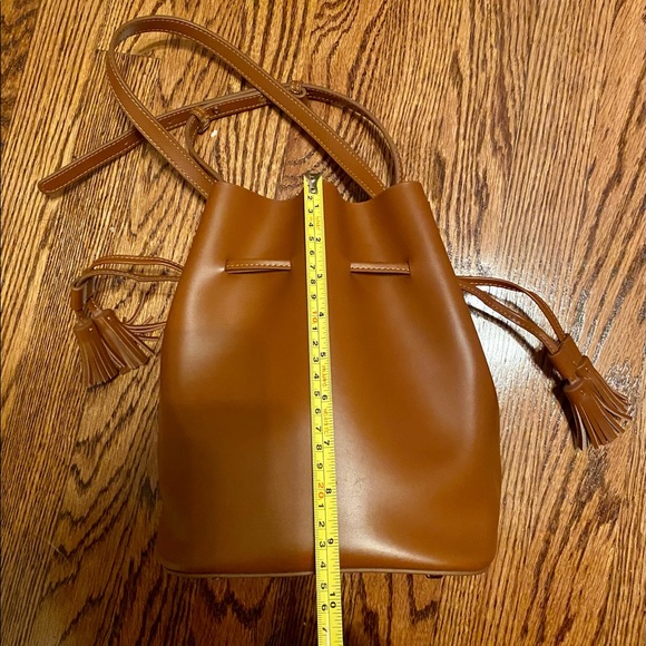 Viewinbox Leather Bucket Shoulder Bag - Picture 7 of 9